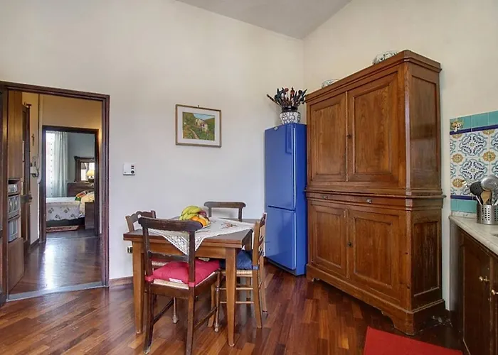 D'home Πανσιόν