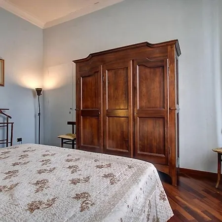 D'home Affittacamere 4*